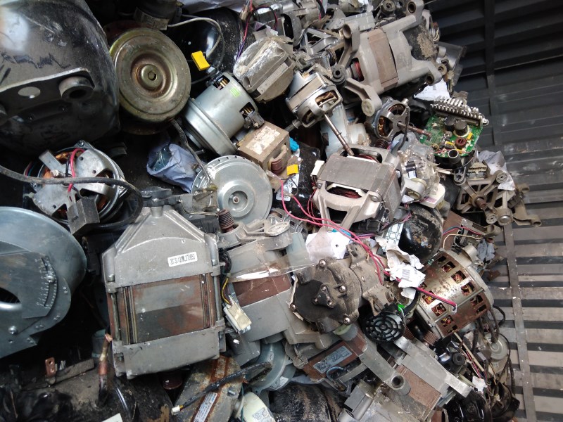 回收废旧工业机械及配件